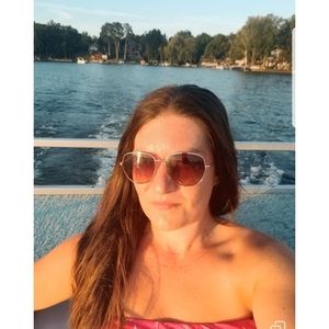 Meet your Posher, Bree